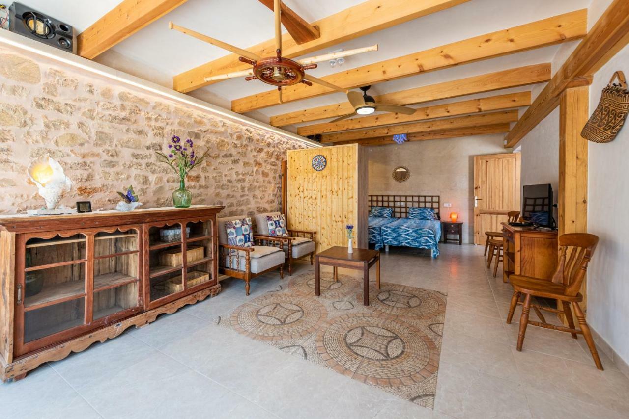 Castell Des Paradis Портопетро Екстер'єр фото
